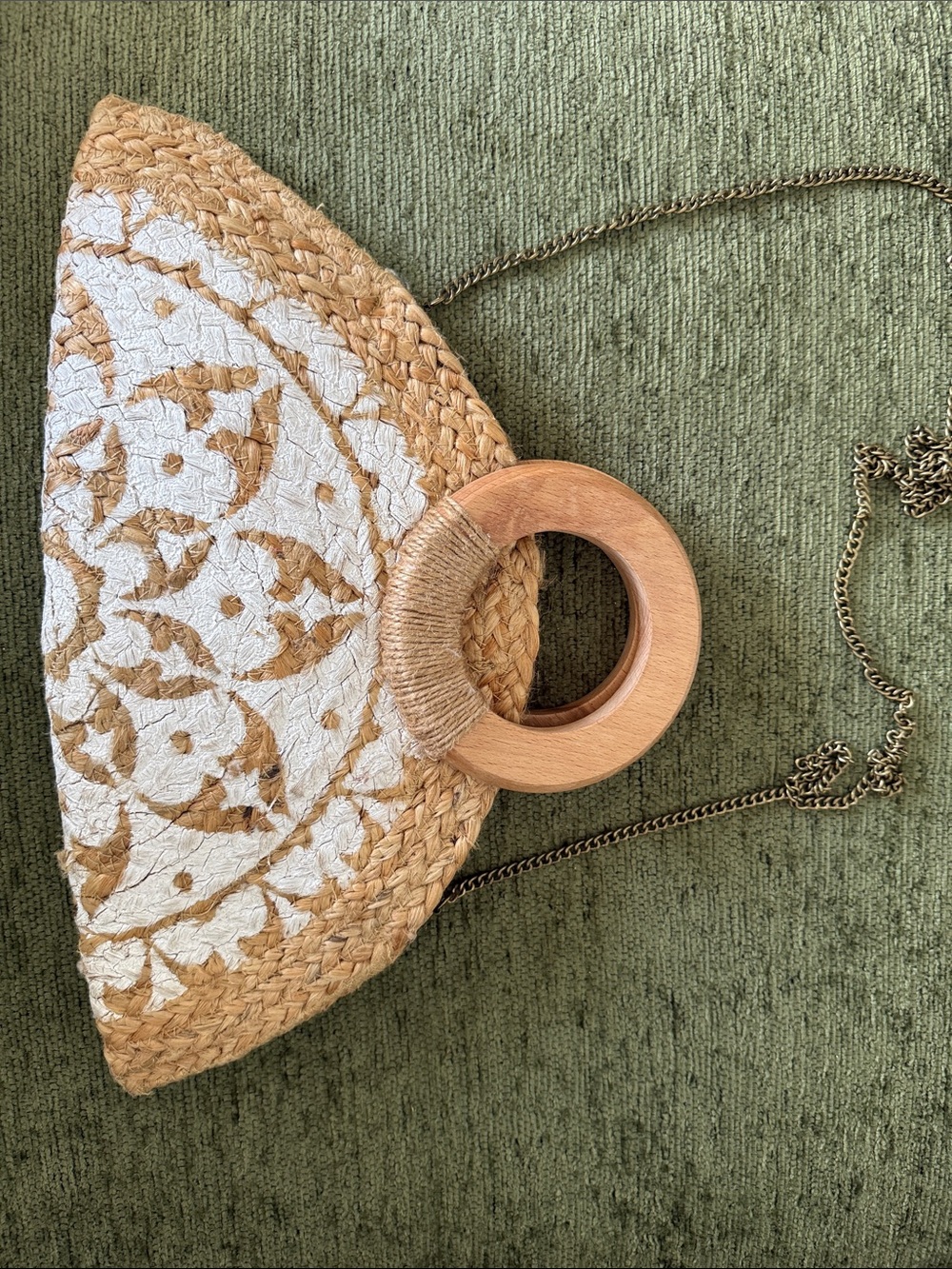 Antik Kraft Natural & White Woven Half-Moon Bag with Wooden Ring